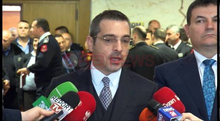 Download Video: Tahiri: Strazimiri e dorëzoi armën, ta dorëzojë dhe “çeta”. Letër Metës- Ora News