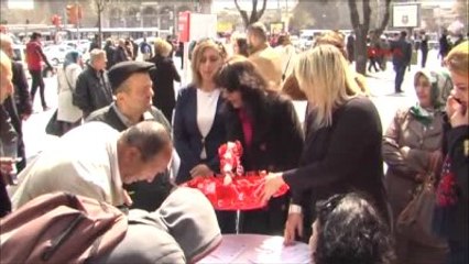Kayseri - MHP'li Kadınlardan 'Bir Kereden Çok Şey Olur, Bir İmza da Sen At' Kampanyası