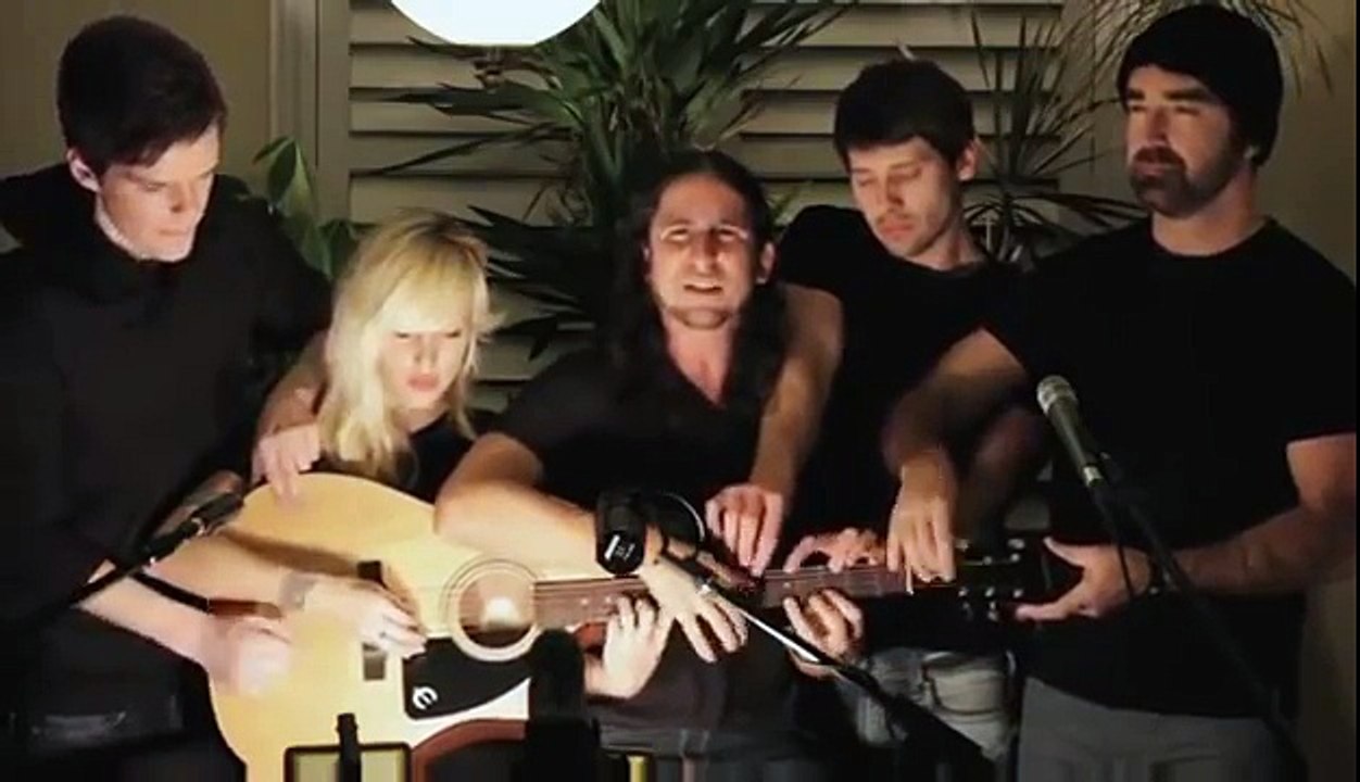 Somebody That I Used to Know - Walk off the Earth (Gotye - Cover)