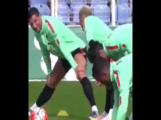Quand Ronaldo craque à l’entraînement