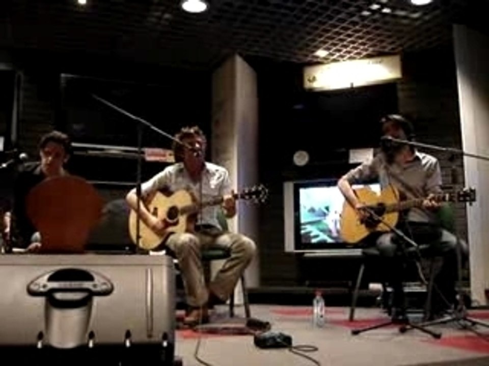 Deus ( instant street ) show case fnac