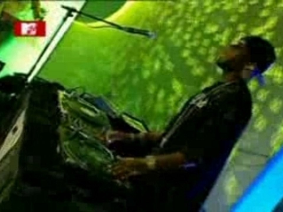 50 cent - Just a lil bit live