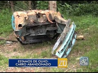 10-03-2016 - ESTAMOS DE OLHO: CARRO ABANDONADO - ZOOM TV JORNAL