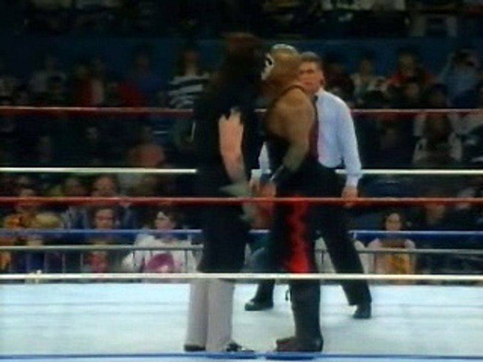 1992.12.14 Invasion of the Bodyslammers - Undertaker vs Papa Shango