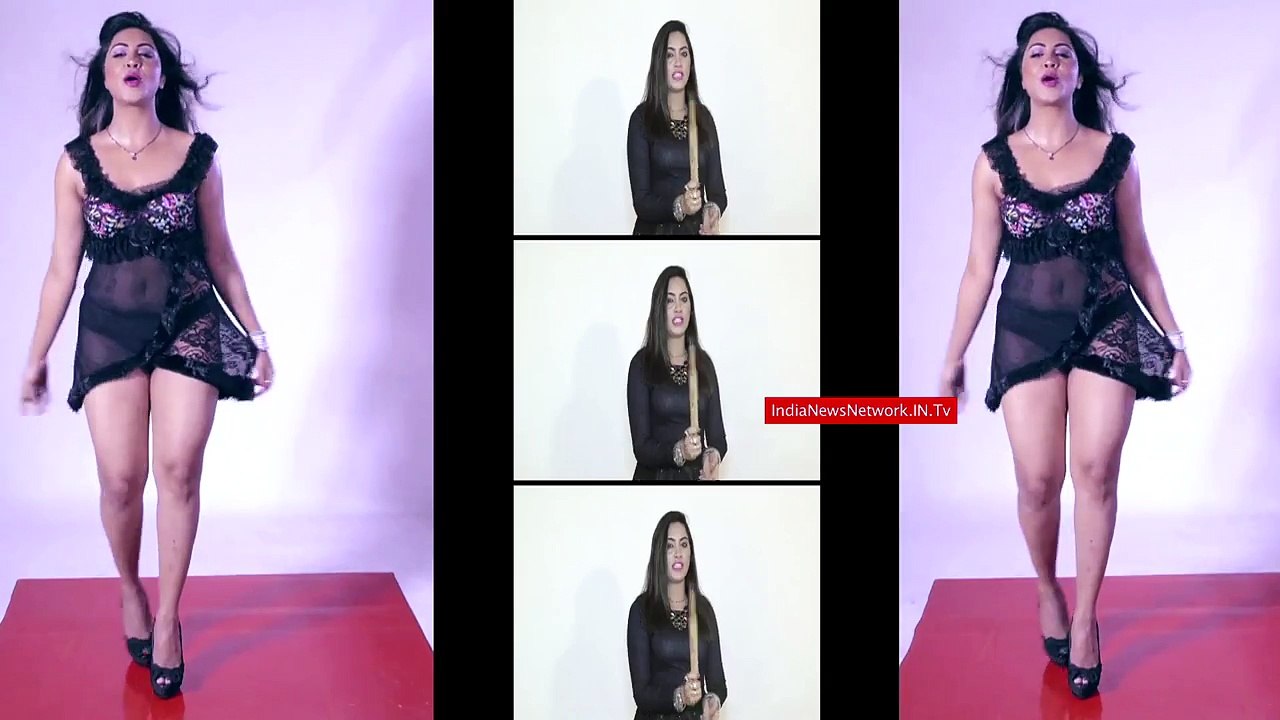 Arshi Khan Threa-tens to Dhoni Kohli and Raina If They Do Not Win T20 World Cup