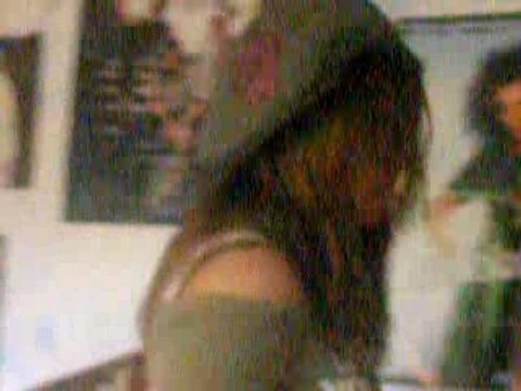 video defiler de mode entre couzines