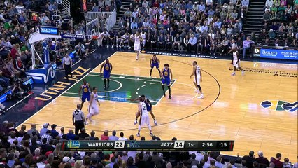Rudy Gobert place une grosse claquette dunk