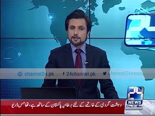 PIA Officers Ko MNA Se Sawal Pochna Mehnga Par Gaya - Aaj MNA Se Maafi Maangein Ge