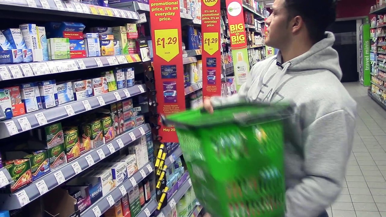 RIDICULOUS ANNOYING CUSTOMER PRANK