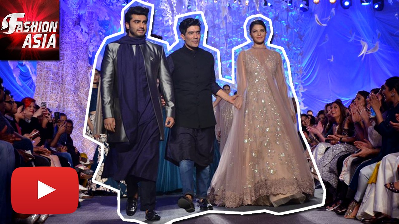 Arjun Kapoor Flirts With Jacqueline On Ramp AT LFW | Fashion Asia
