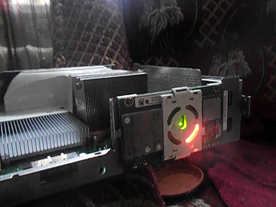 неисправний xbox360