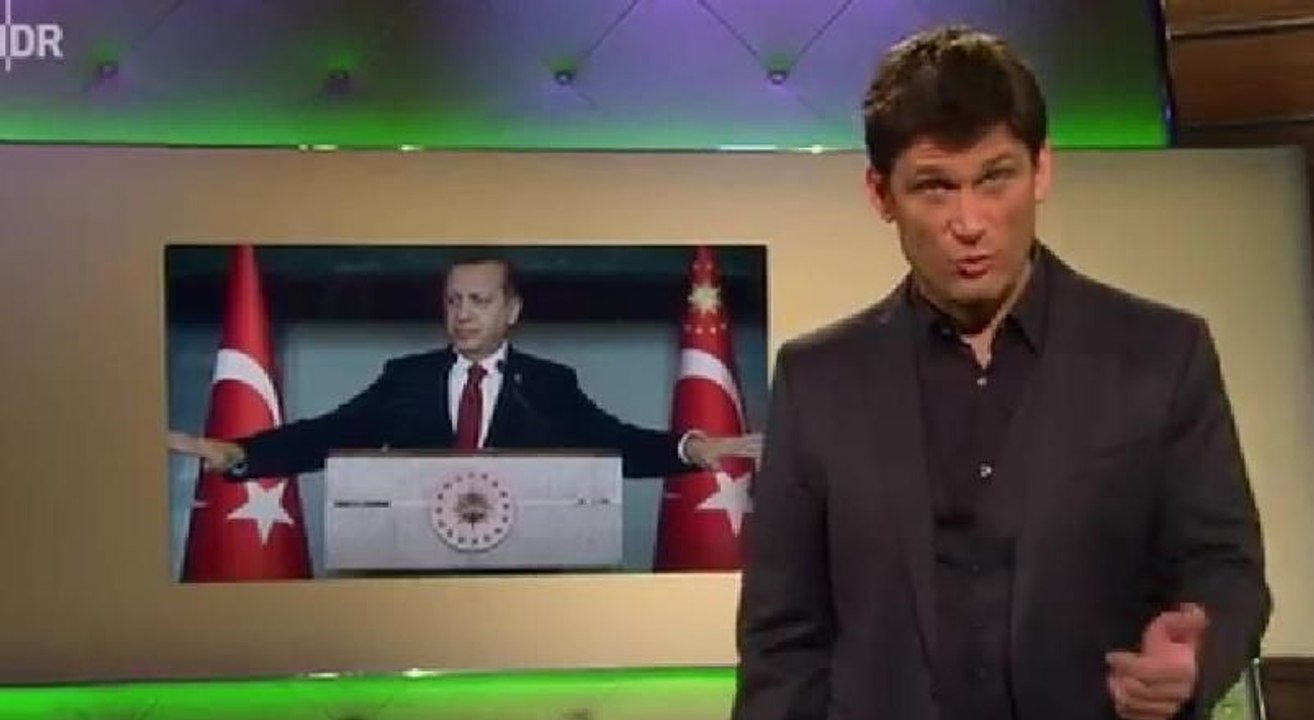 "Erdoğan'ın en sevdiği program" diyerek programı Türkçe açtı