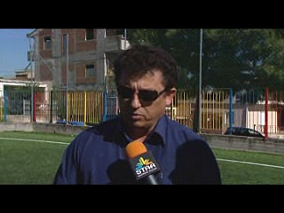 Αθλητικές εγκαταστάσεις στο 2ο δημοτικό σχολείο...