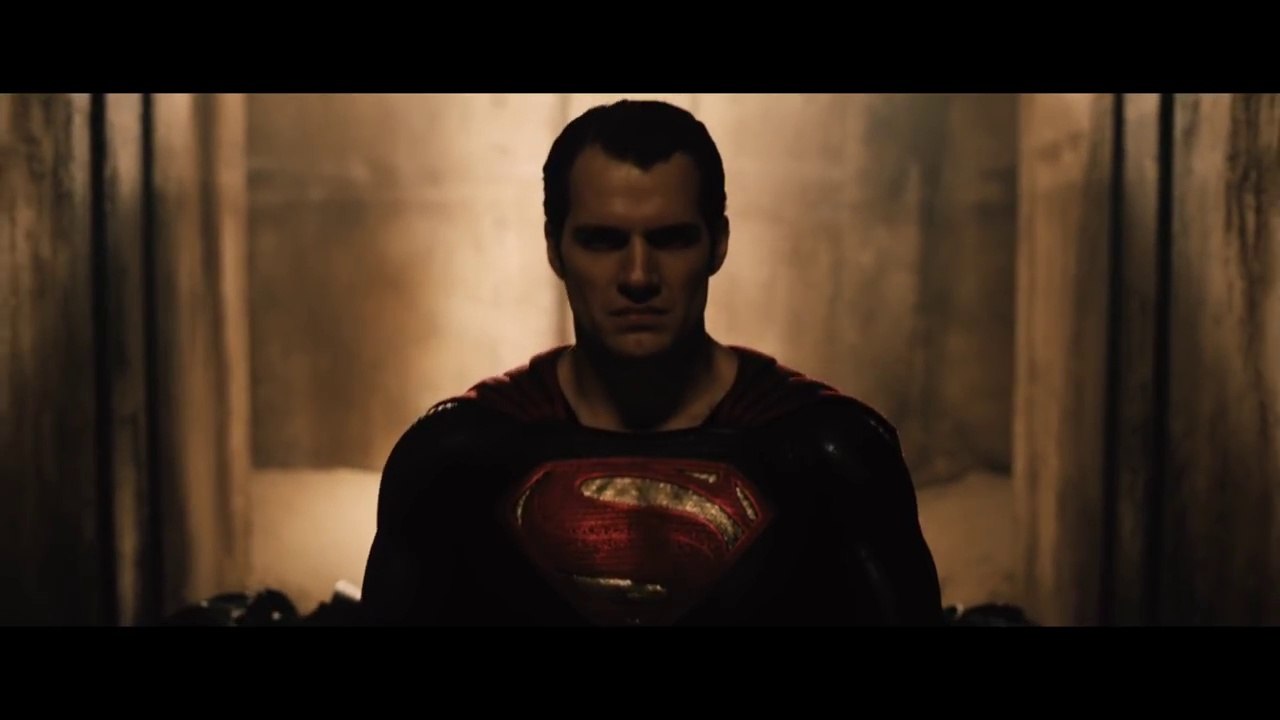 Batman v Superman - Exclusive Sneak [HD] -  (720p)