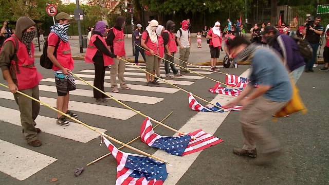 Queman en Argentina la bandera de EEUU