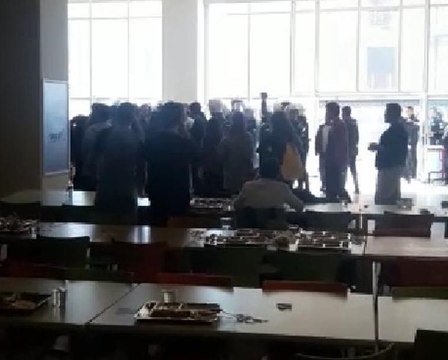 Mimar Sinan'da polis okula girdi dekana haber bile verilmedi