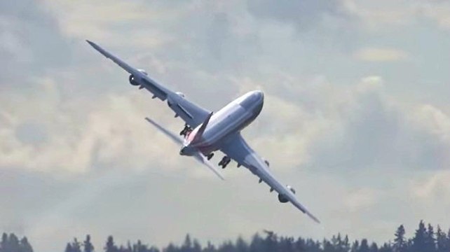 Plane Almost Crashes After Running Into Strong Winds During Takeoff