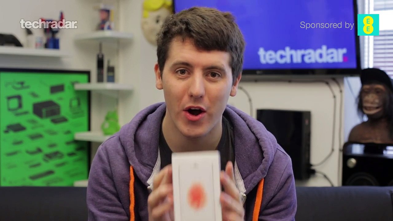 iPhone SE- Unboxing and first impressions