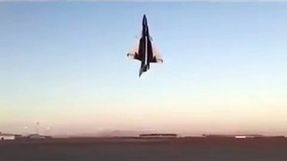 Pakistani Pilot Shows Amazing Aircraft Skills At Dubai Air Show