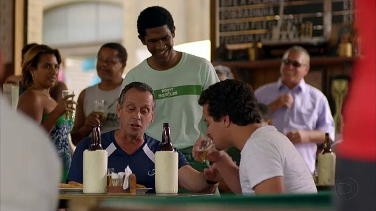 Roni fica triste durante comemoraçao de Leandro