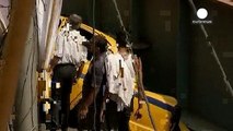 India: crolla un cavalcavia a Calcutta, almeno 14 morti