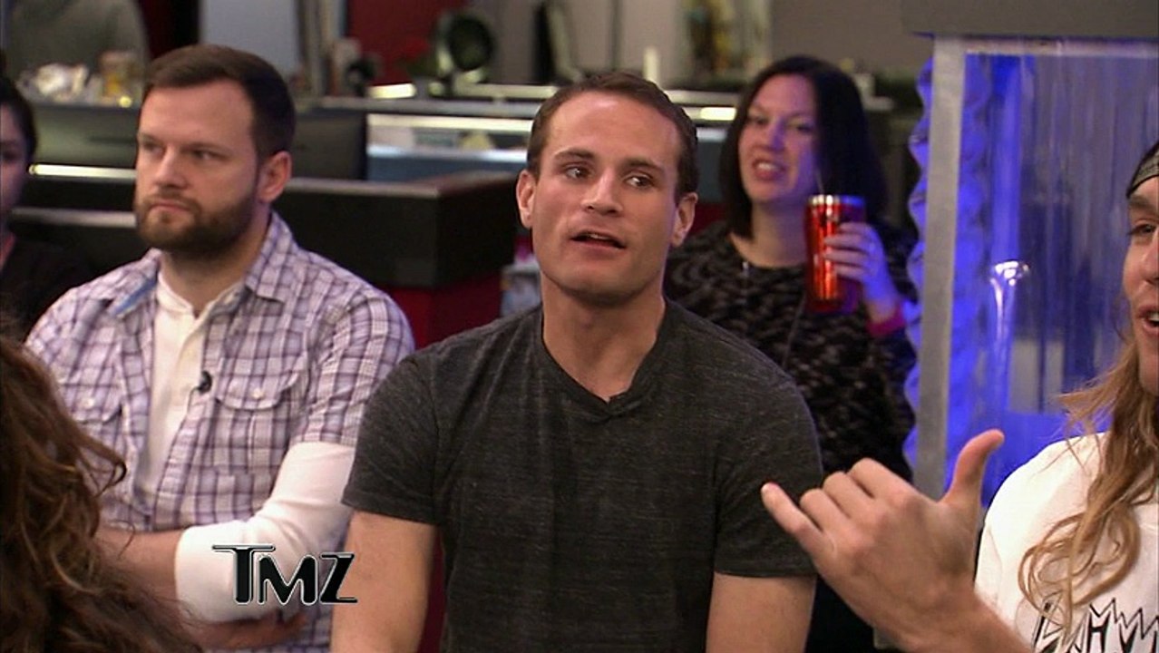 Hulk Hogan: Brooke Hogans SEXY Legs!