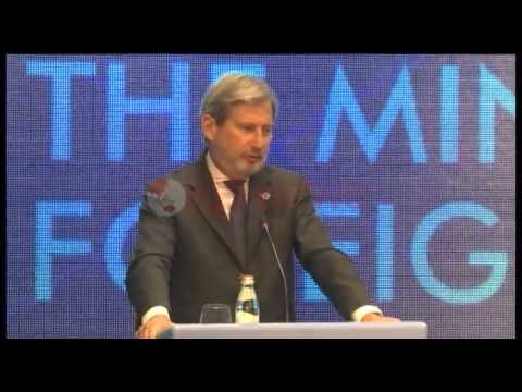 Johanes Hahn: Miratoni reformën në drejtësi para verës, pastaj nis zbatimi- Ora News