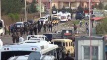 Diyarbakır'da Bombalı Saldırıda, 4 Polis Memuru Şehit Oldu-3