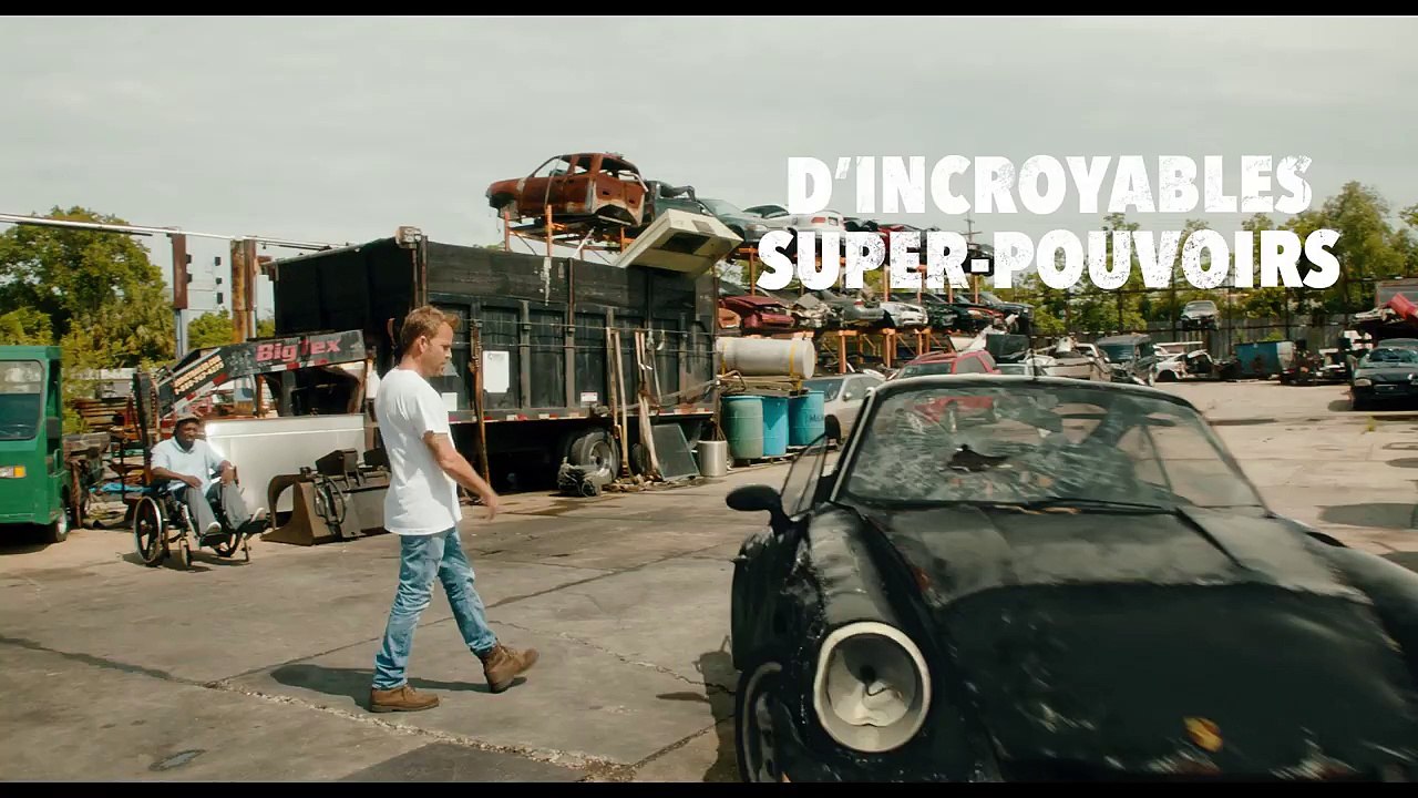 American Hero - MELVIN, UN SUPER HEROS AVEC D'INCROYABLES SUPER POUVOIRS [HD, 720p]