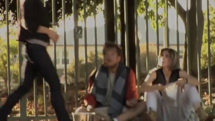 فتاة جميلة تسأل  هل يمكن أن أرضع ذكرك ! شاهد فرحة الرجال