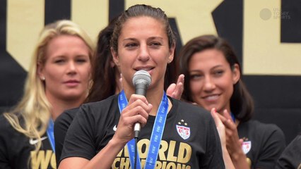 U.S. women soccer players seek better wages