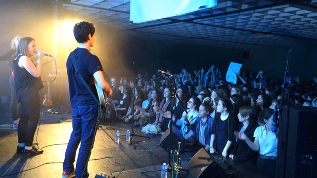 Zem sur la scène de Rock'n'lycées