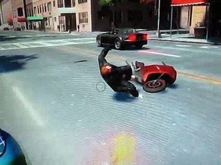 Oh no, I've half crashed and half fallen off my bike and I can't get back half up! GTA IV