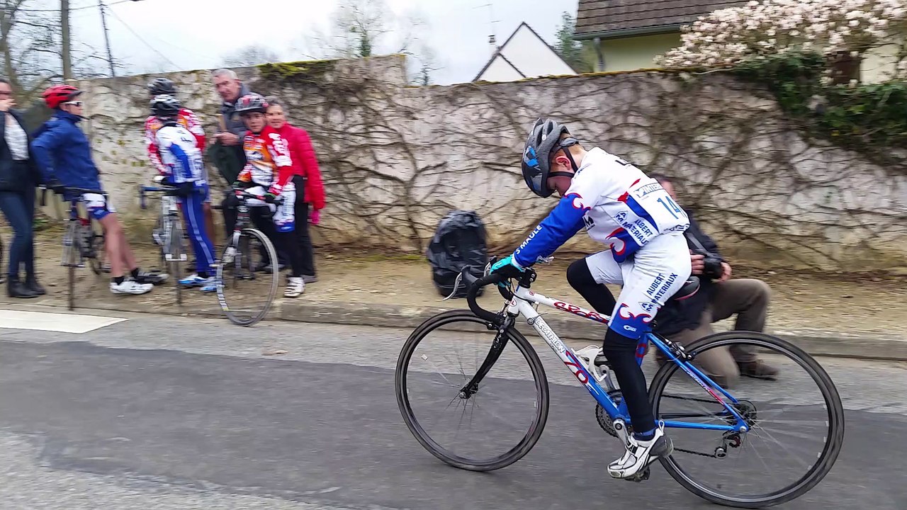 ARIVEE DES PUPILLES, COURSE SUR ROUTE A TOURNEROU LE 28/03/2016