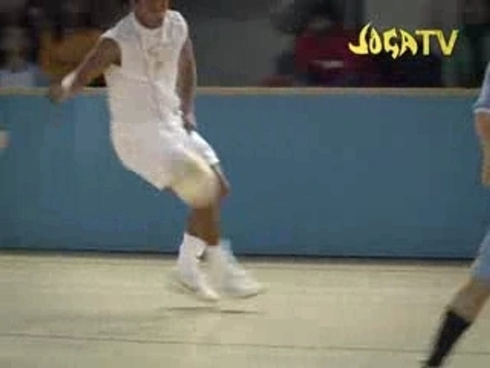 Nike_ronaldinho_joy_fr_high