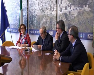 FIORIRANNO LE OPERE PUBBLICHE MATERA 31-3-2016