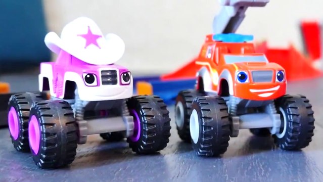 Видео для детей Маша и машинки Вспыш, Старла. Герои мультфильма ВСПЫШ и Чудо-машинки.