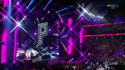 RAW Summer Rae vs Paige 02-15-16