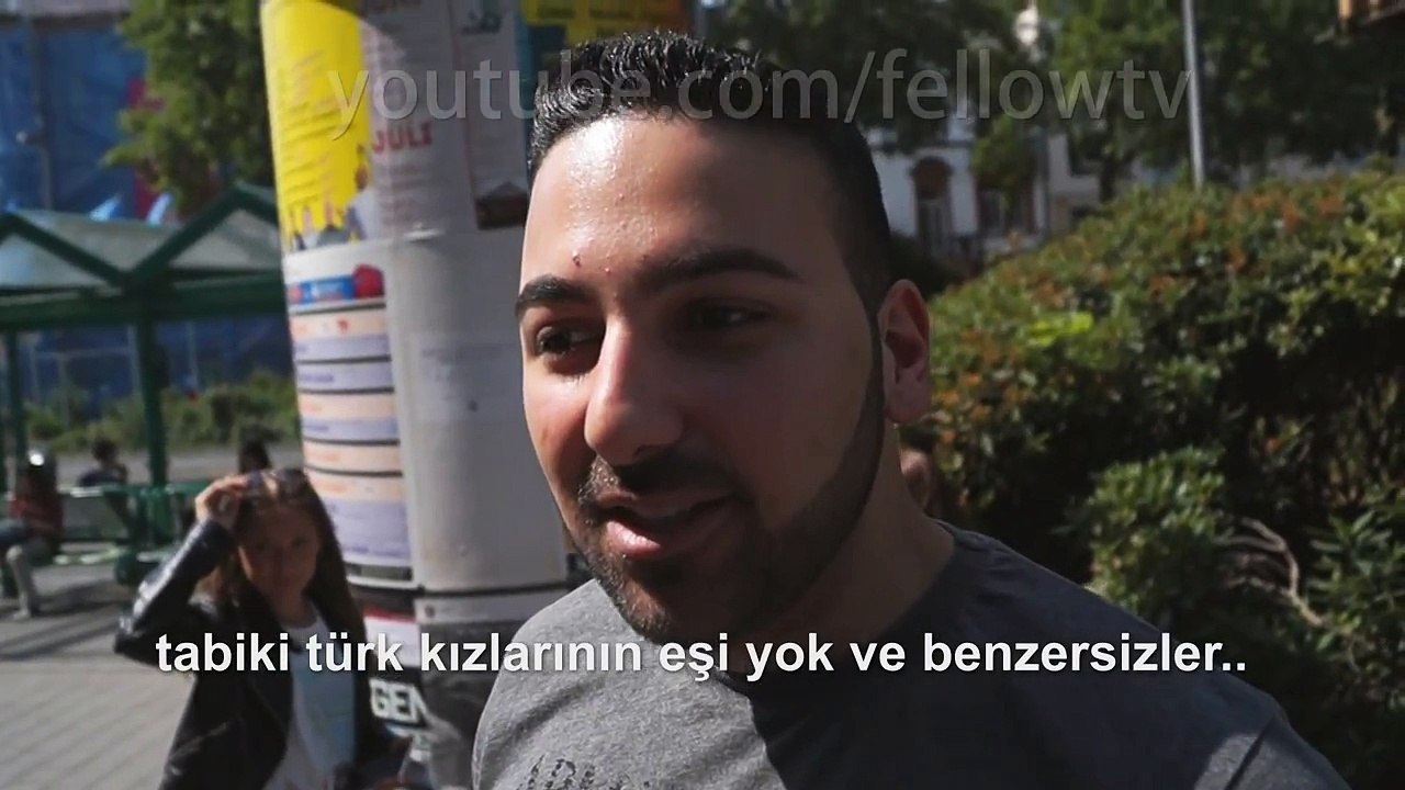 Türk kızı cokmu havalı diye sormak (Yabancı gencler)