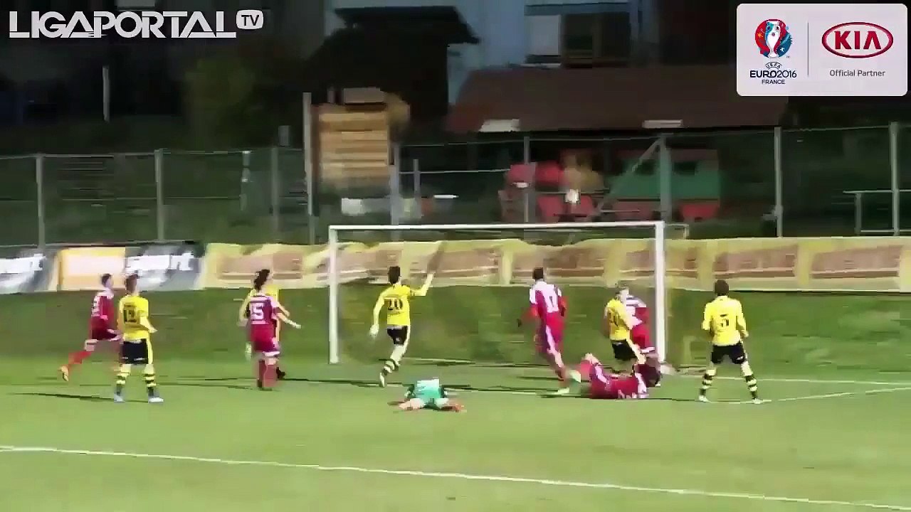 Quand le ballon a décidé de ne pas rentrer dans les buts.