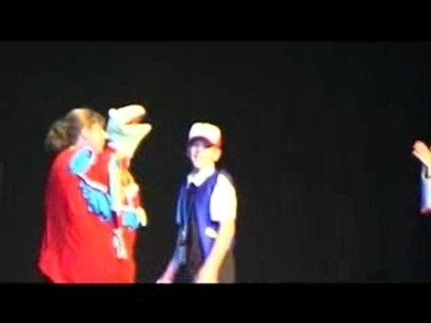 Otakon 2004 Cosplay Fashion Show - part 3