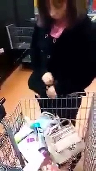 Videz vos poches madame