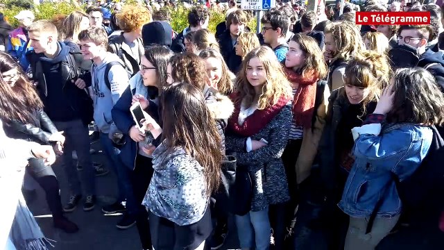 Lannion. Loi Travail : près de 1.500 salariés et lycéens dans la rue