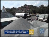 02-12-2015 - ESTAMOS DE OLHO: ASFALTO NA AV JULIUS ARP - ZOOM TV JORNAL