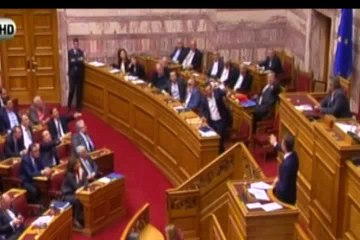 Κρουστάλης για Φίλη: Αφού πάσχει από υπνηλία, ας παραιτηθεί