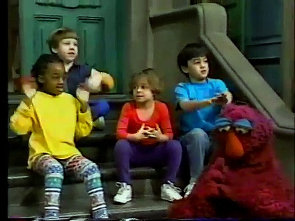 Sesame Street Counting Lindas Jogs Around The Block