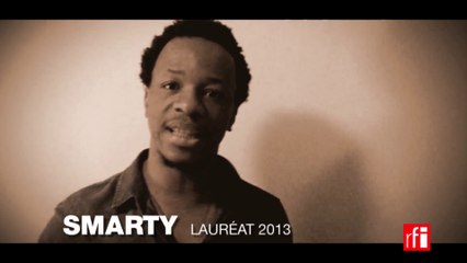 Smarty encourage Elida Almeida