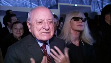 Yves Saint Laurent creative head Slimane quits