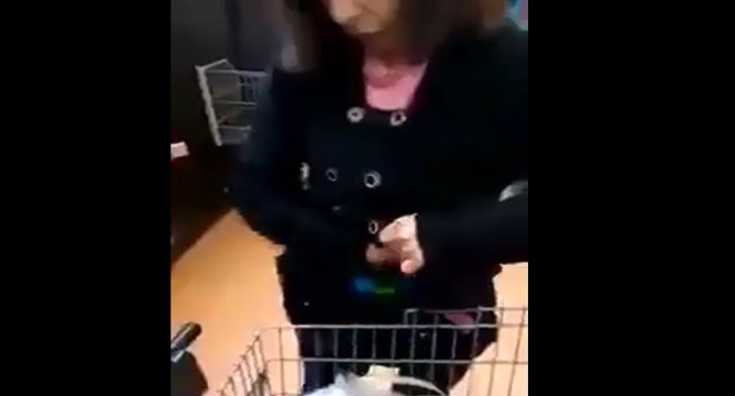 Cette femme est l'une des plus grandes voleuses que vous aurez l'occasion de voir