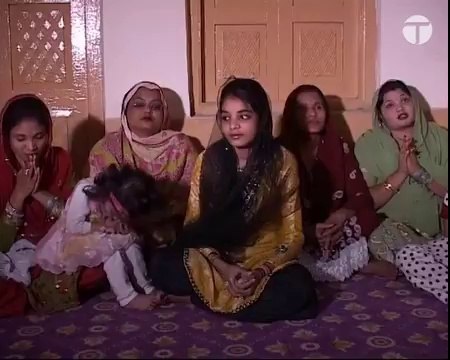 Sardar Soran Singh donated Rs 3 million to CM KPK for Gurdawara (if you support all religion then share it)